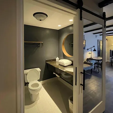 The Century House Latham - North Albany, An Ascend Collection Hotel-2